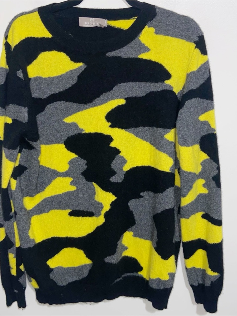 Brodie Sweater Womens Medium 100% Cashmere Camo Soft Crewneck Pullover Jumper
